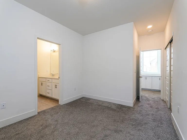 10564 Trill Way — Photo 11