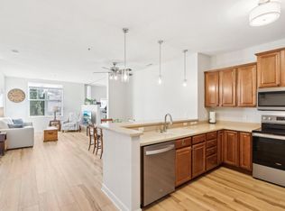 1335 11th Ave APT 107, Grafton, WI 53024