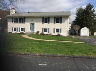 47 Saddle Rock Dr, Poughkeepsie, NY 12603