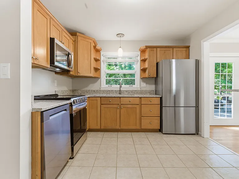 2722 Frontier Ct — Photo 9