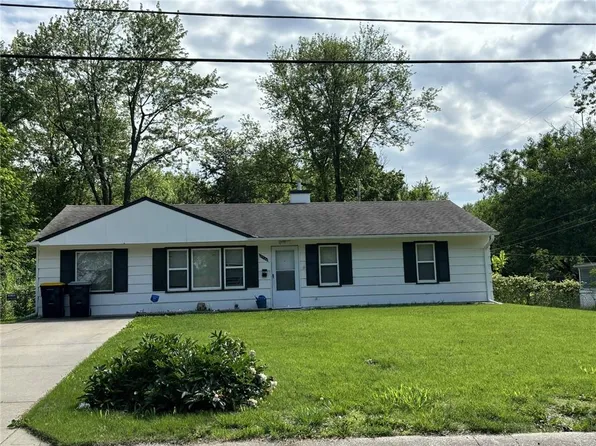 8501 Ruskin Way, Kansas City, MO 64134