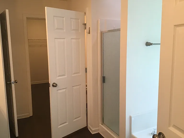 62 Golden Gate Dr — Photo 9