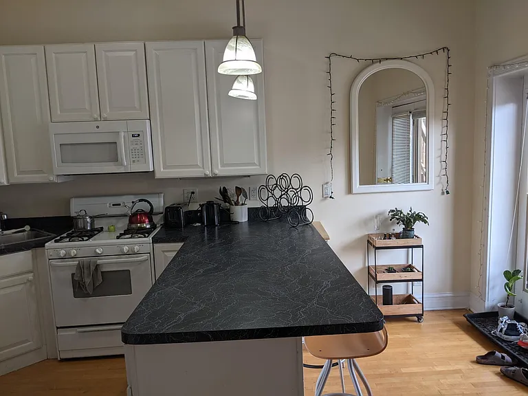 2764 N Lincoln Ave #3 — Photo 6