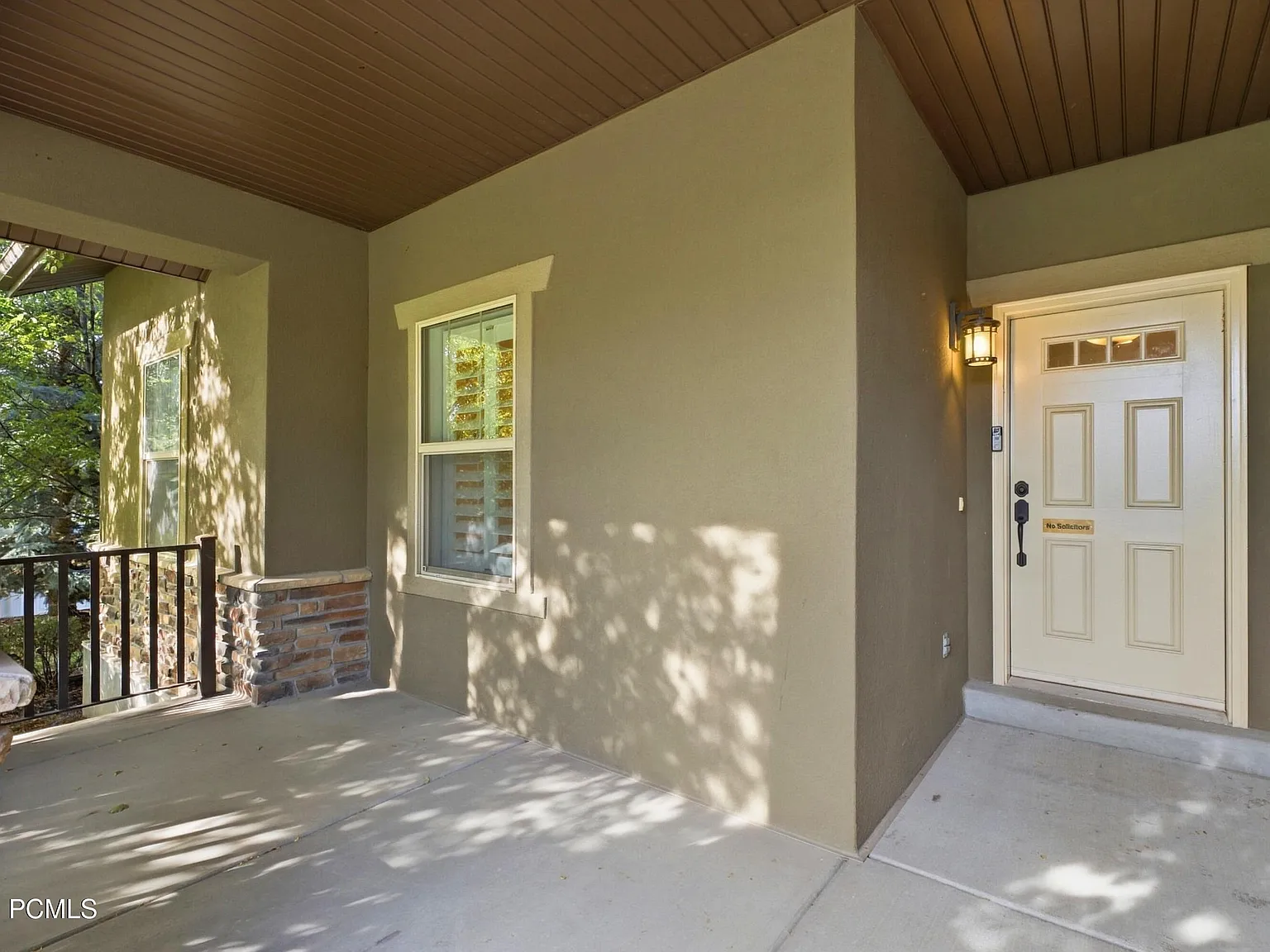 5 bed, 3.0 bath, 3572 sqft, $3,900 — Photo 4