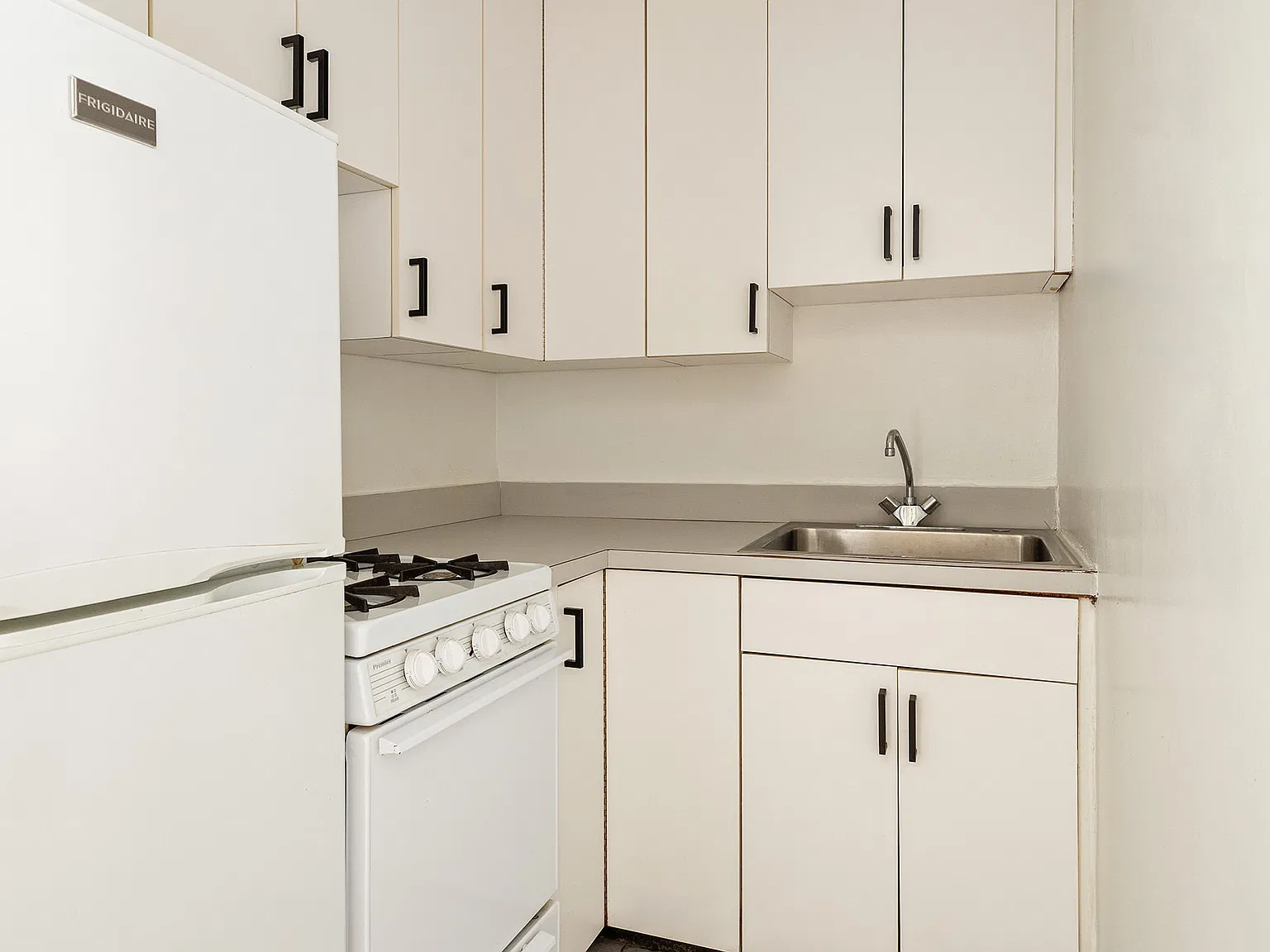 25 West 13th Street — Photo 3