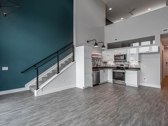 2nd image of 1254 N High St Unit 302