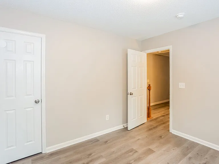 219 Forest Pond Rd — Photo 16