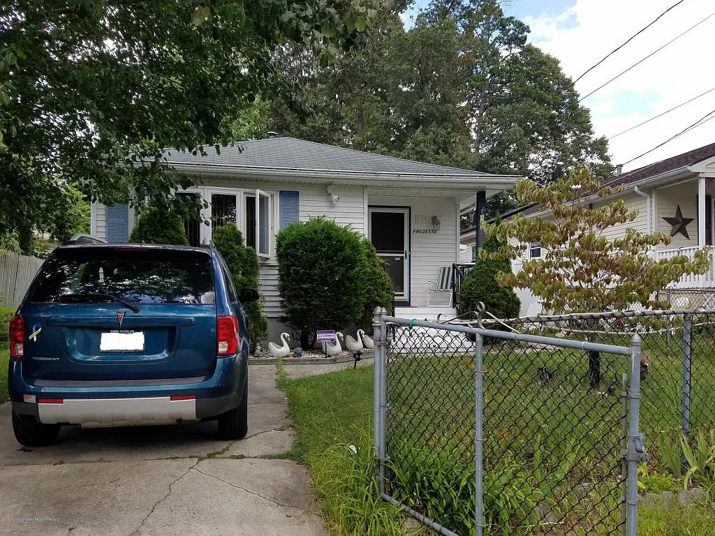 113 Anthony Ave photo 1