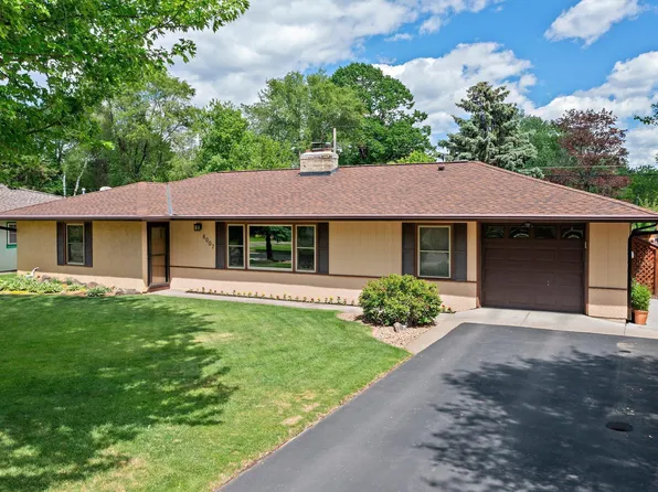 8007 5th St NE, Spring Lake Park, MN 55432
