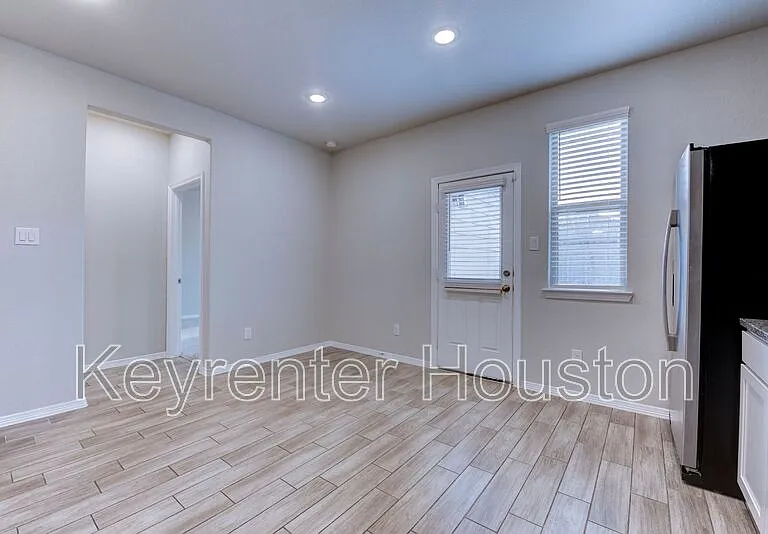 24803 Russet Bluff Trl — Photo 12