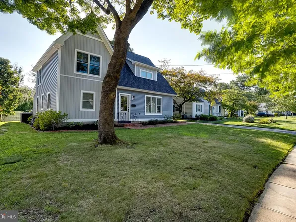 306 High St, Moorestown, NJ 08057