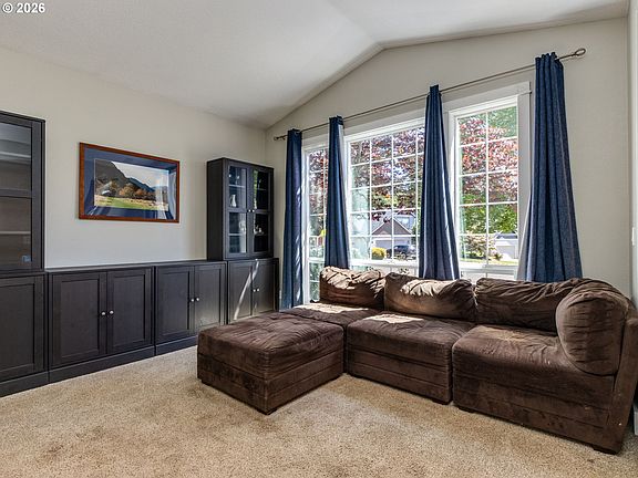 5th image of 1457 SE 53rd Ave