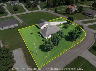 27 Ridgeline Dr, Fayetteville, TN 37334