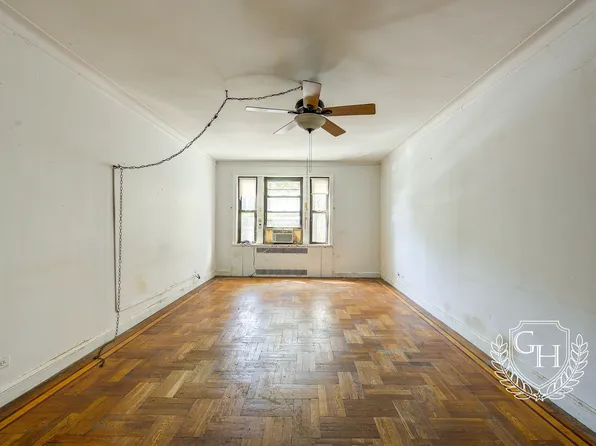 31-31 54th Street image 2 of 22