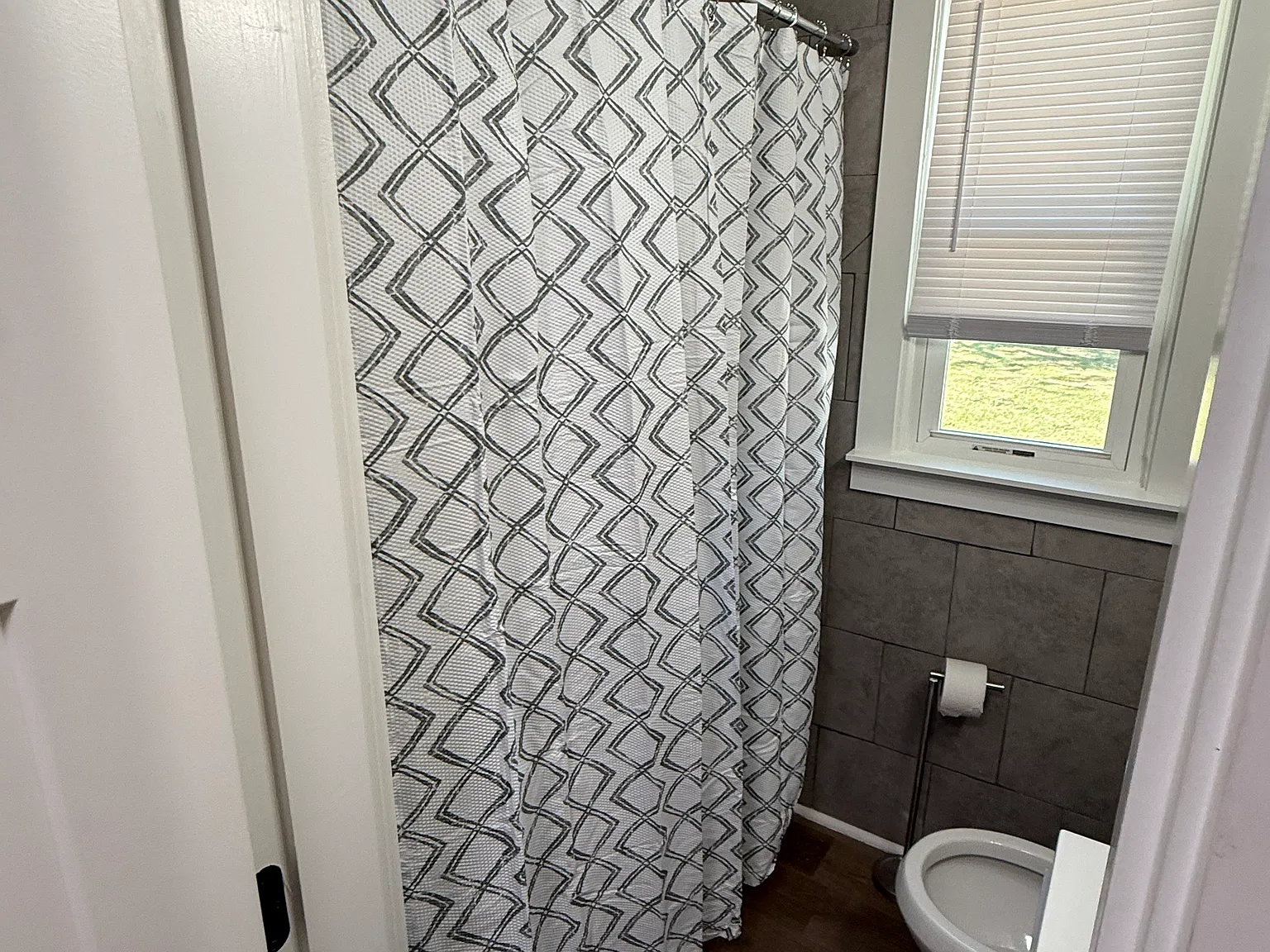 3 bed, 1155 sqft, $1,800 — Photo 4