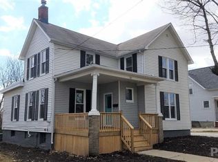146 W Fort St, Farmington, IL 61531