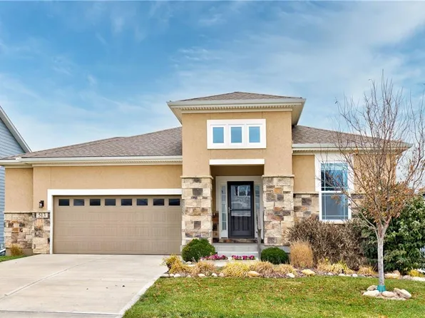 513 SW Haverford Rd, Lees Summit, MO 64081