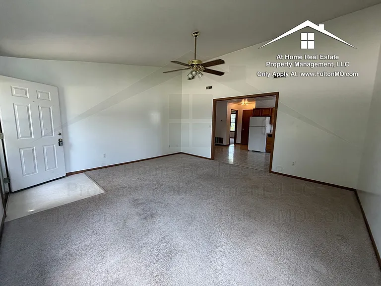 27052707 Porter Pl — Photo 3
