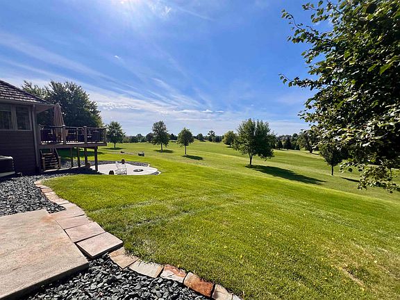 5th image of 3505 Golf View Dr