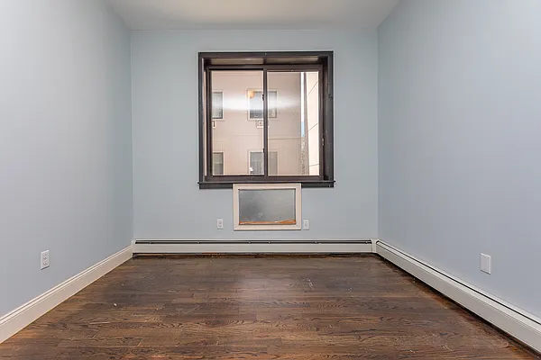 Rented by MySpaceNYC | media 6