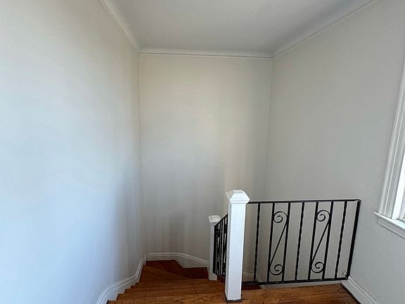 3rd image of 3637 Joliet St
