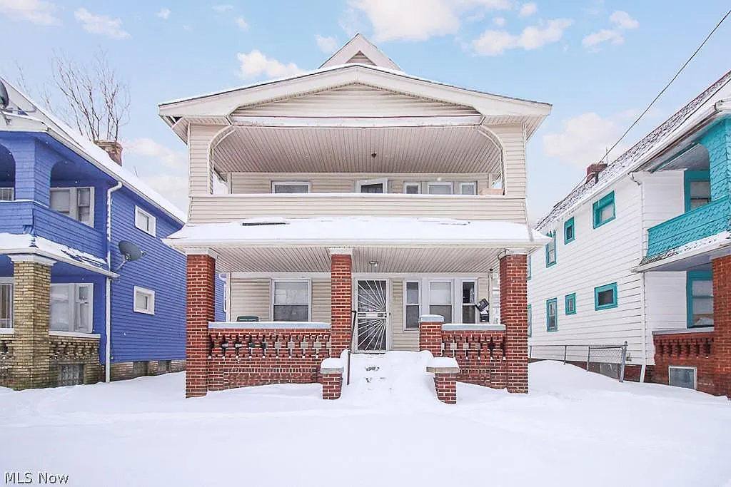 12414 Griffing Ave photo 1