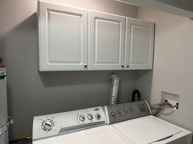 2605 Carleton Ln — Photo 12