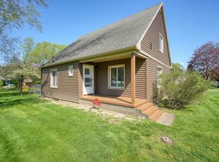 1524 Strathmoor Ln, Jackson, MI 49203