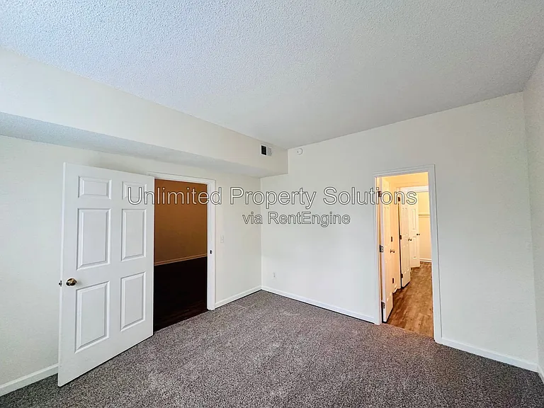733 Bragg Dr #C — Photo 13