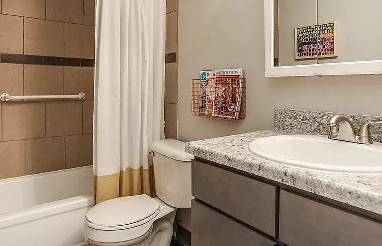 The Reserve at 77 Apartment Homes — Photo 10