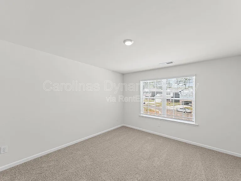 204 Calvin Creek Dr — Photo 30