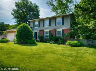 9101 Rockefeller Ln, Springfield, VA 22153