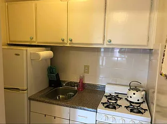 Rented by City Connections Realty
