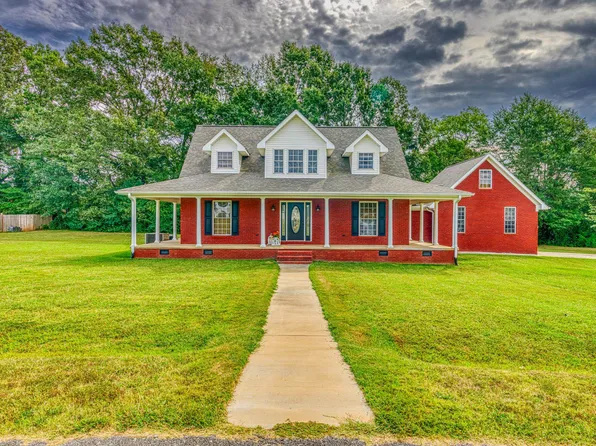 70 Lindsey Dr, Florence, AL 35633