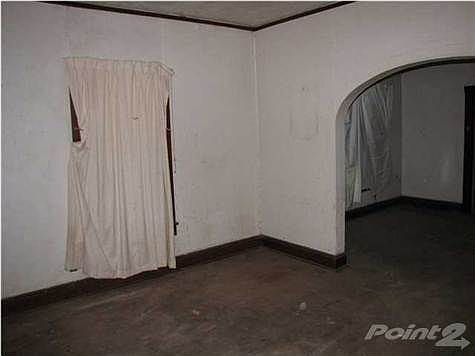 4th image of 507 W Gregory St