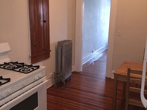 2nd image of 201 5th St S APT 14