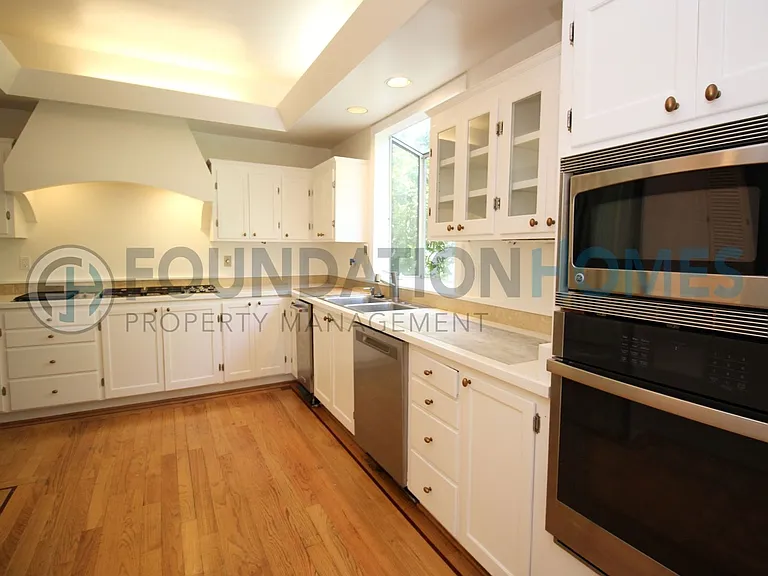 115 Lagunitas Rd — Photo 10