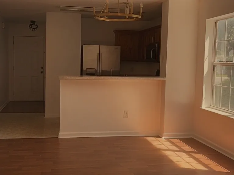 117 Fox Creek Dr — Photo 3