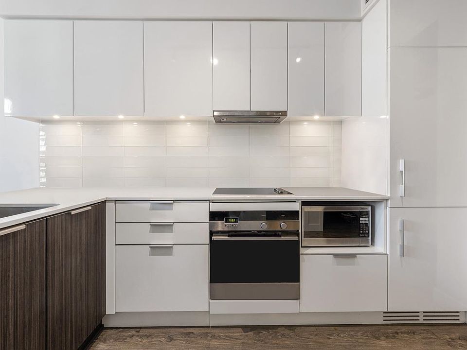 1st image of 1308 Hornby St #903