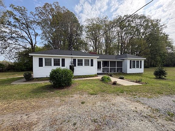 2nd image of 290 S Paraham Rd