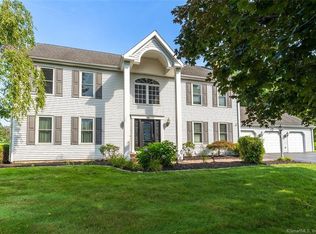 10 N Pond Rd, Cheshire, CT 06410