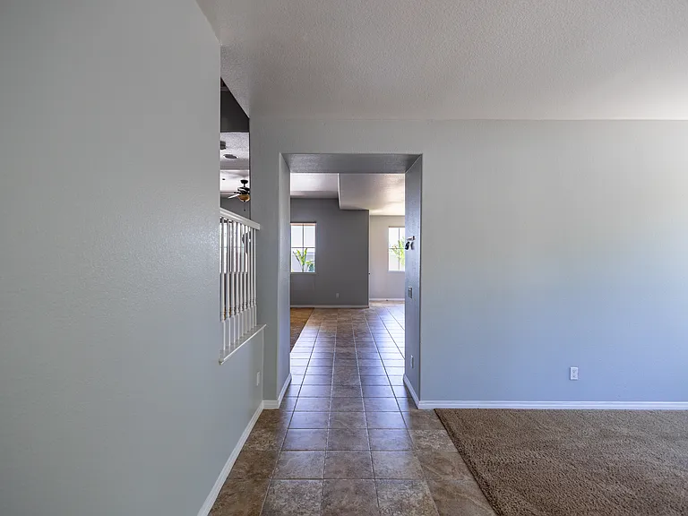 9380 Dauchy Ave — Photo 4