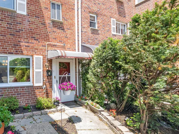 93-24 243rd Street image 25 of 25