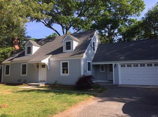 12 Anderson Rd, Norwalk, CT 06851