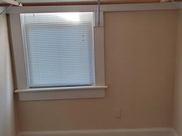 2623 Marlboro Ave — Photo 23