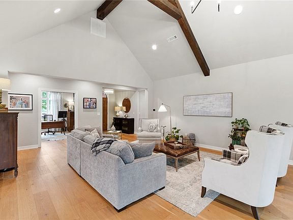 5th image of 3601 W Legacy Ln