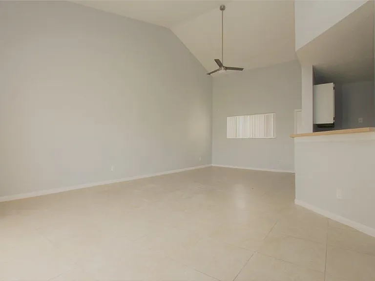3413 NW 44th St #201 — Photo 6