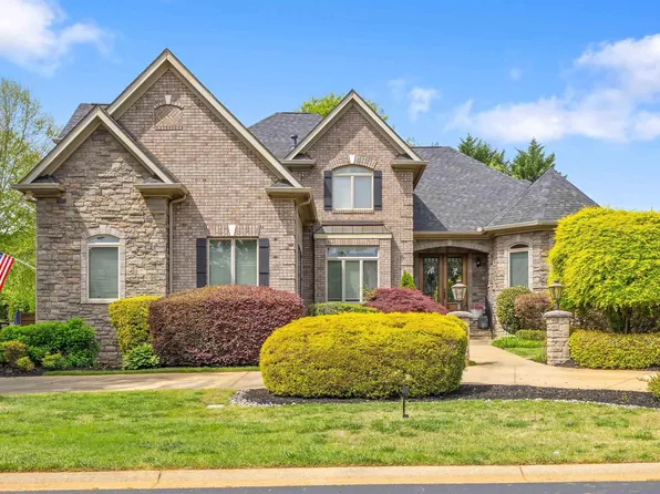 24 Appian Cir, Simpsonville, SC 29681