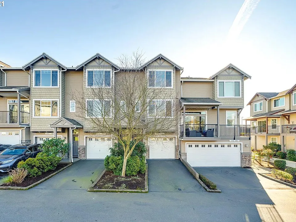 718 NW 118th Ave