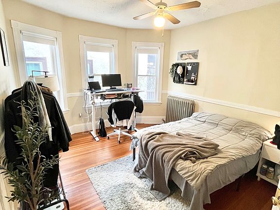 5th image of 88 Fisher Ave #3